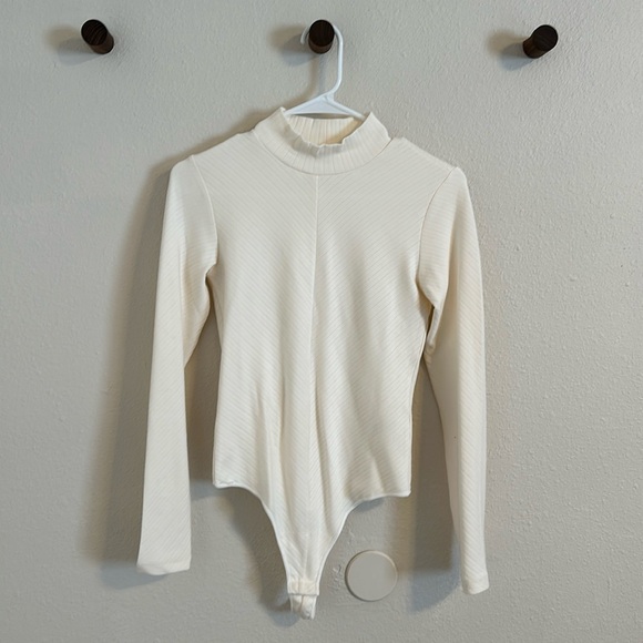 NWOT Bodysuit - Picture 3 of 8